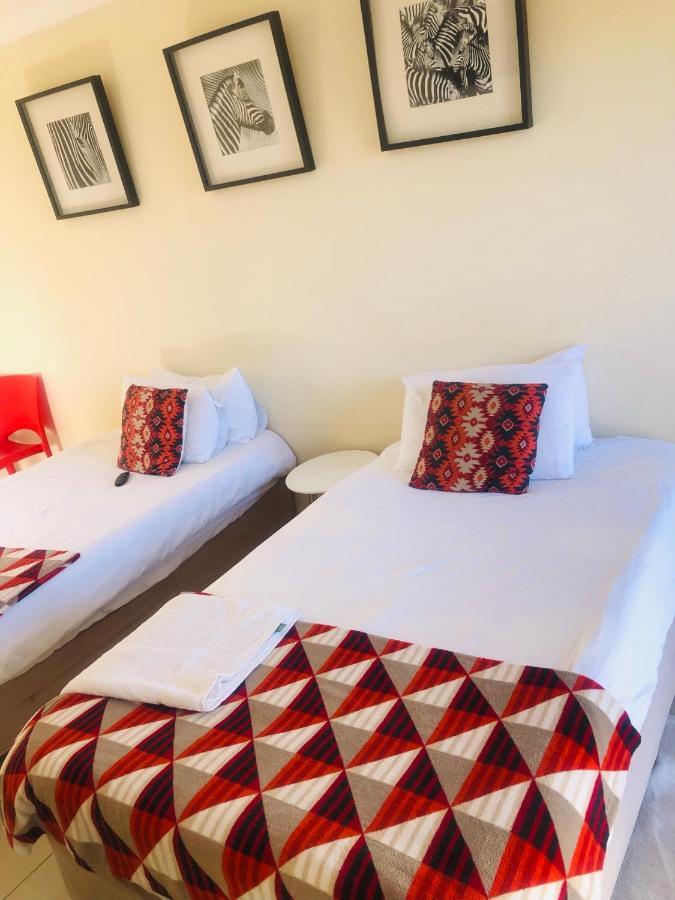 Mo-Nize Villa Guesthouse Otjiwarongo Buitenkant foto