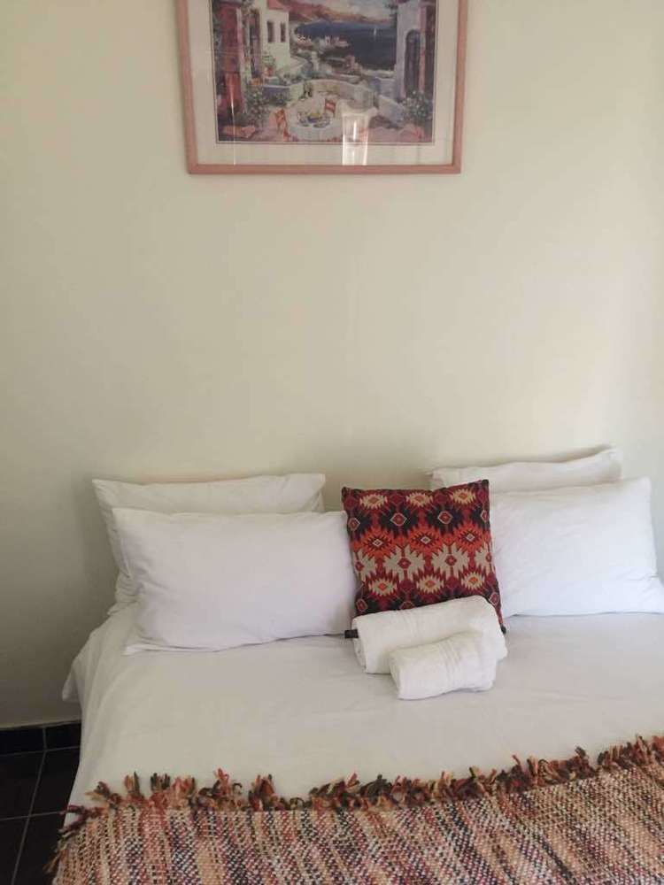 Mo-Nize Villa Guesthouse Otjiwarongo Buitenkant foto